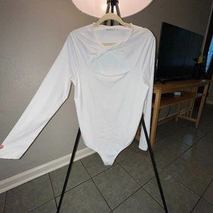 Abercrombie & Fitch white top- XL